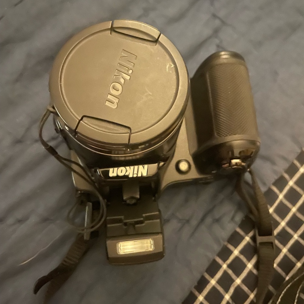 Nikon camera - Picture 4 of 6